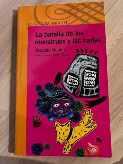 La batalla de los monstruos y las hadas
